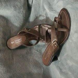 Brown leather sandal heel